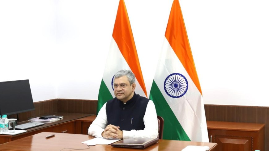 एयरपोर्ट में फंसे यात्रियों के लिए स्पेशल ट्रेन, लोगों की जरूरत के हिसाब से चलाएं गाड़ियां, रेल मंत्री के निर्देश