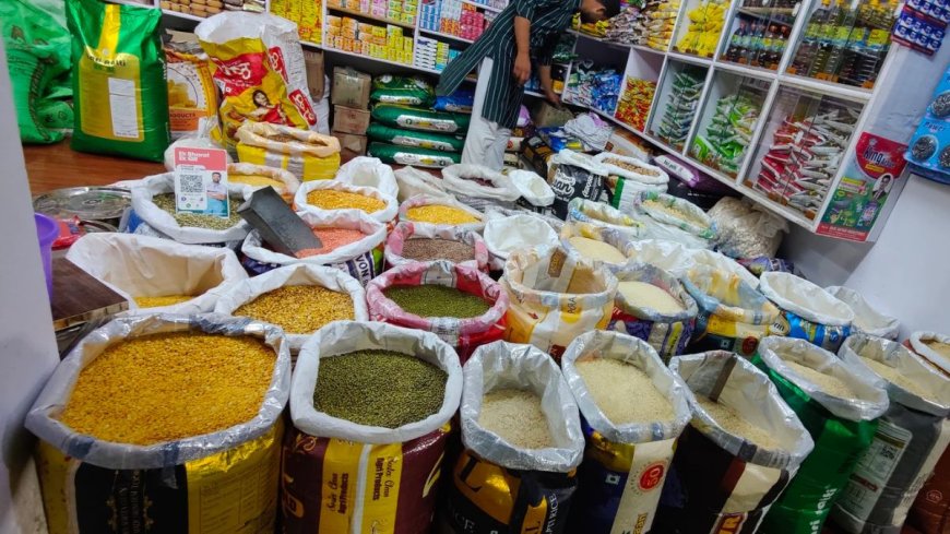 देश के सभी दुकानदारों को सरकार की चेतावनी, जरूरी सामान की जमाखोरी करने पर होगी सख्त कार्रवाई