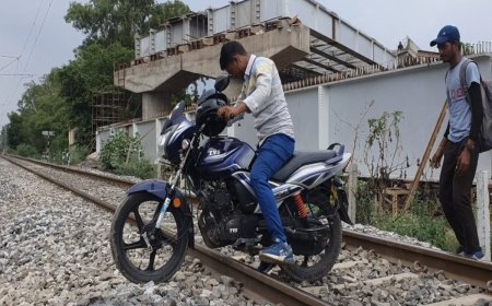 लोकल 18 की खबर का असर: प्रभारी मंत्री ने अफसरों को दिया अल्टीमेटम