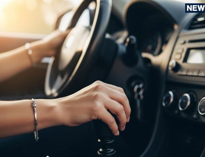 कौन से गियर पर कार चलाने से पेट्रोल-डीजल कम लगता है? एक सिंपल ट्रिक से बच जाएंगे हजारों रुपए